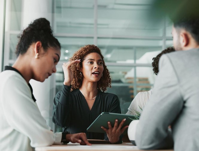What role do cloud consultants play