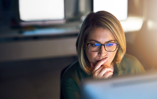 Woman working on the new Gemini Enterprise AI platform which includes Google Agentspace.